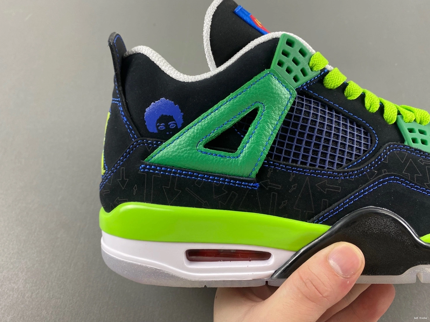 Doernbecher - 4 Jordan 308497-015 Retro 1123